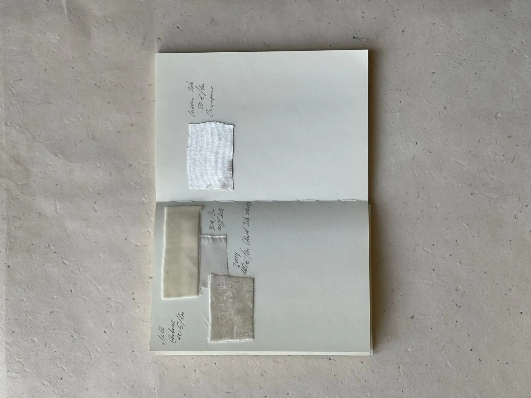 商业画册印刷工艺选材指南:铜版纸与艺术纸的适用场景解析正文配图 1